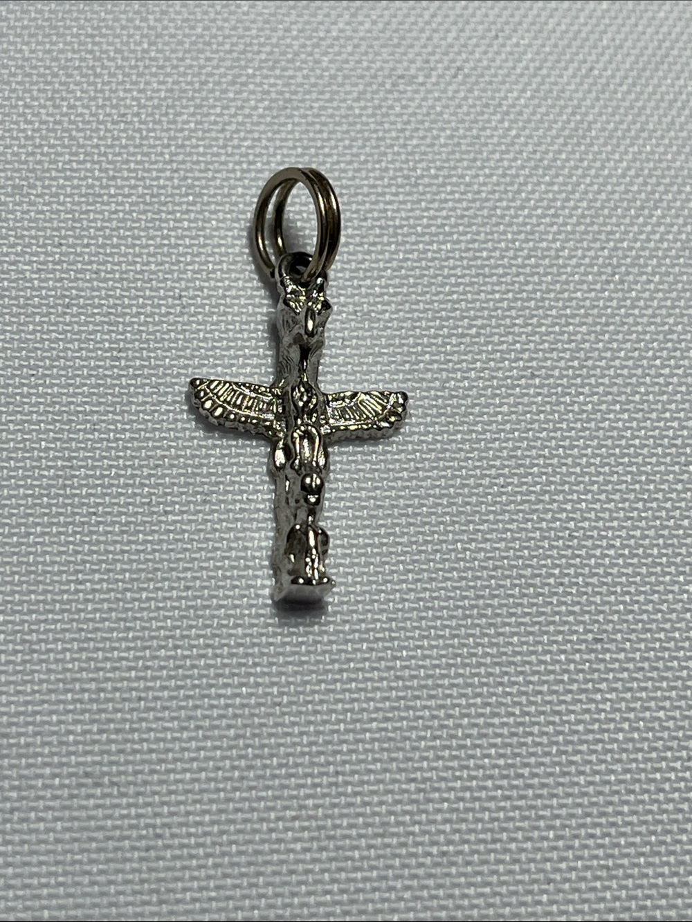 Silver Totum Pole Cross Pendant Charm
Vintage